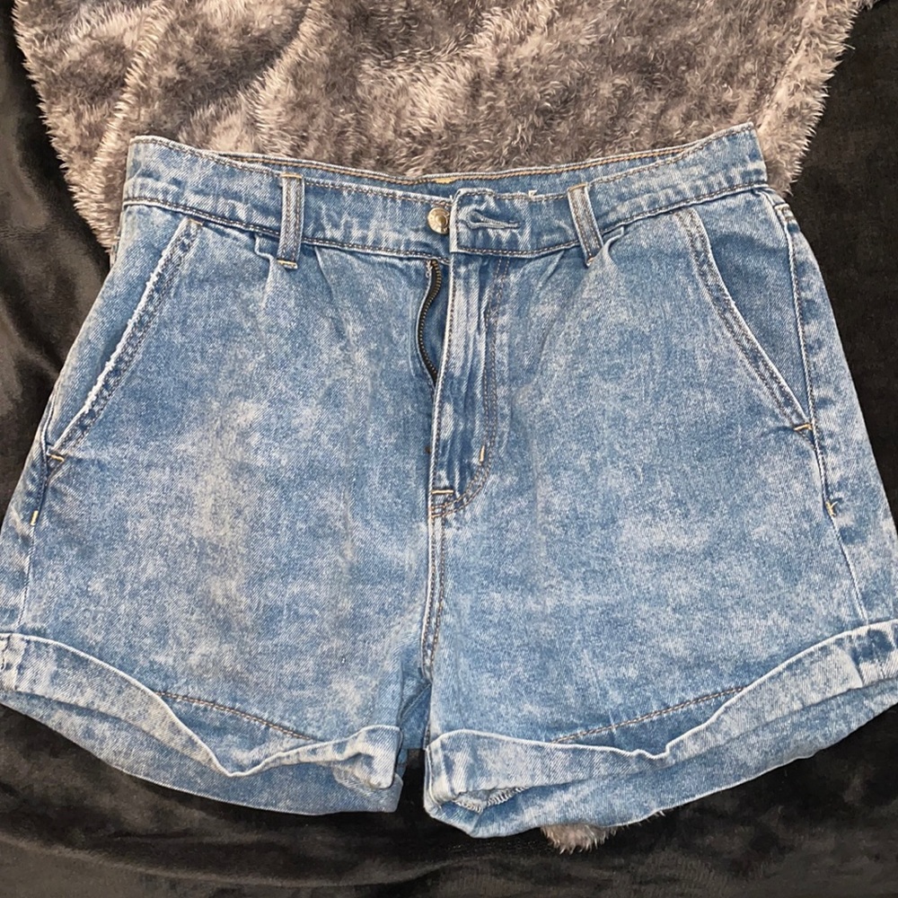 American Eagle Acid Wash High Waisted Mom Shorts